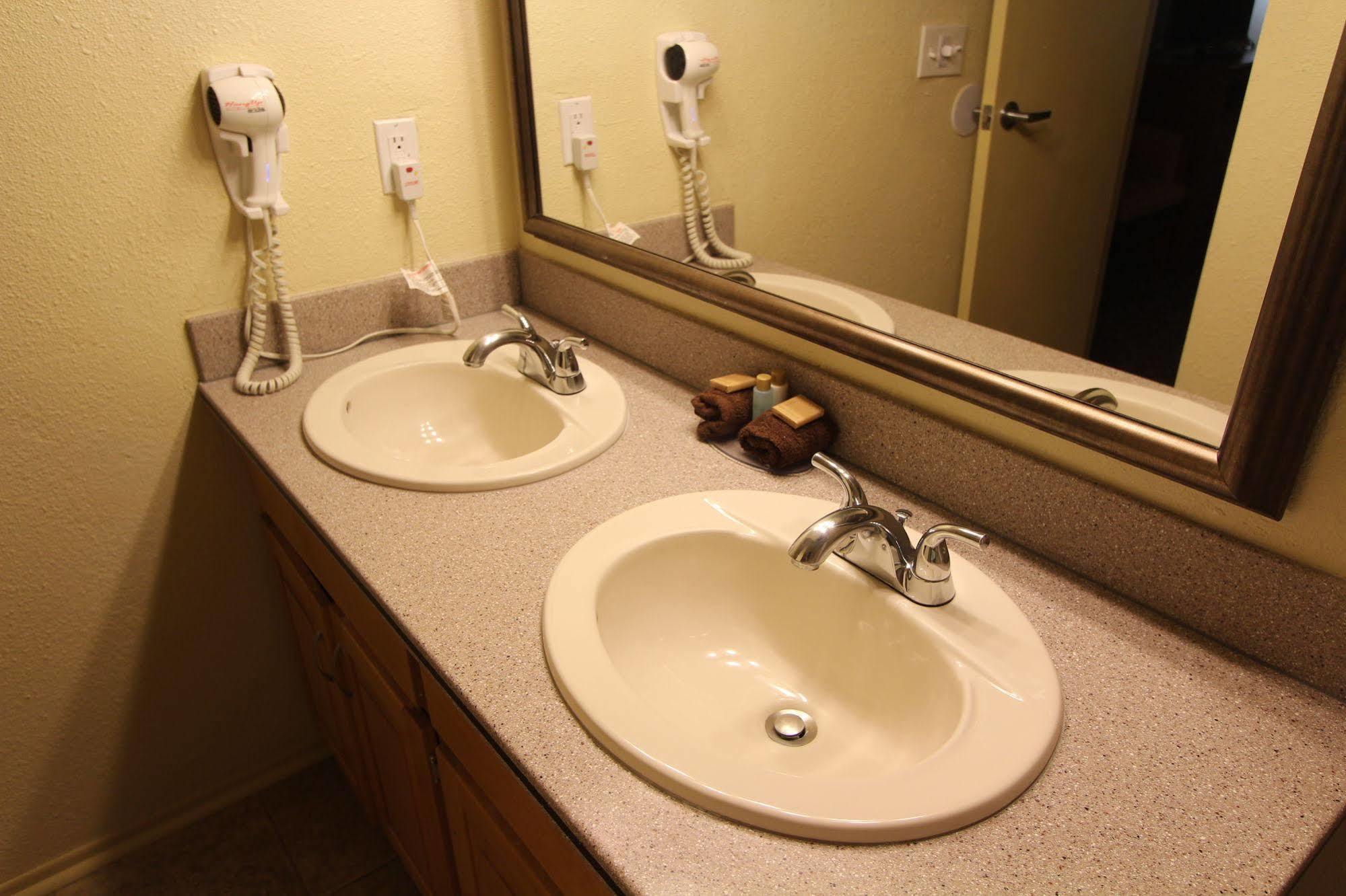 Crown Point Resort Ruidoso Exterior photo